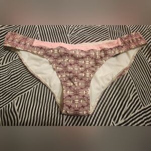 No Boundaries,  Size Juniors 15-17 (XL), Style: Cheeky